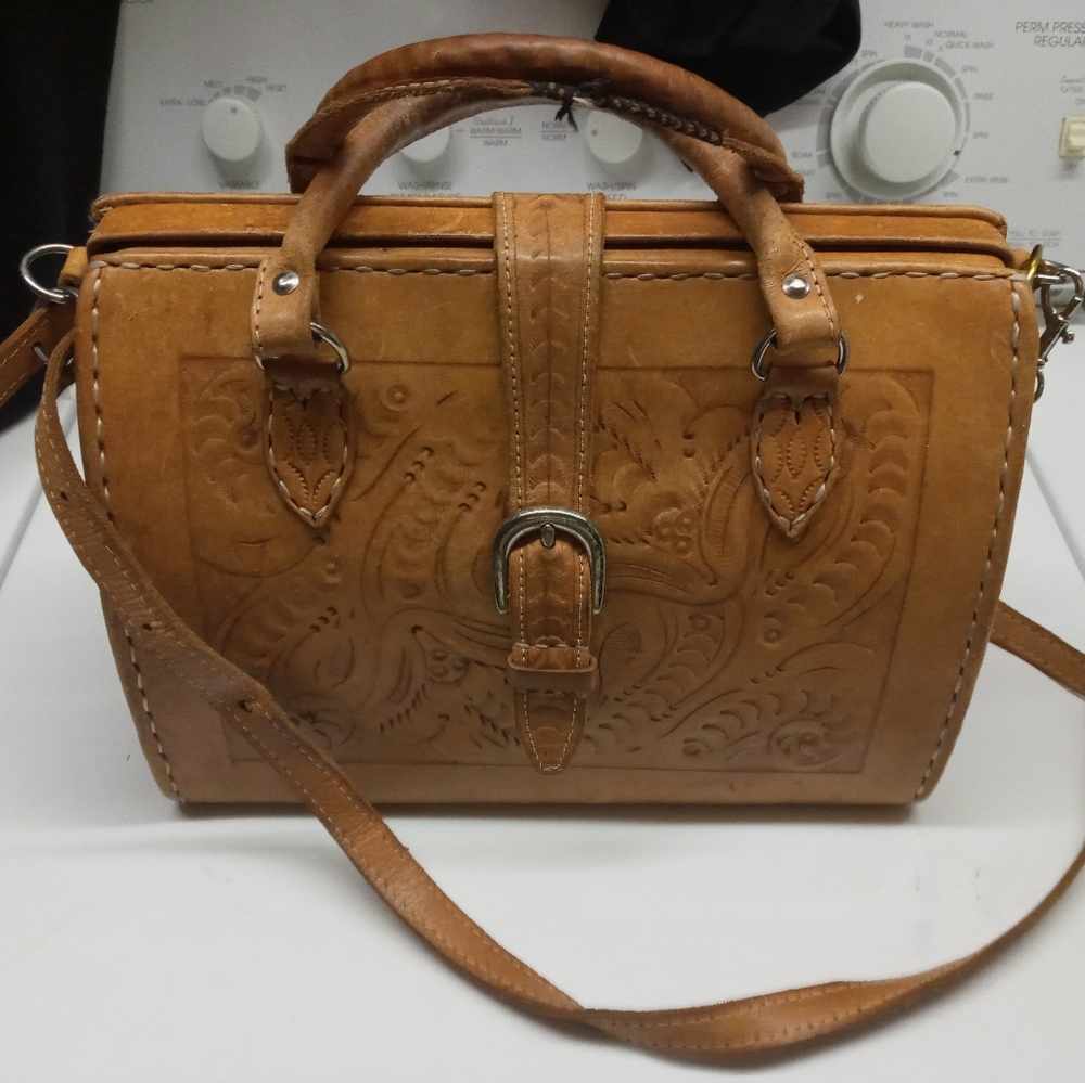 Leather purse